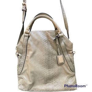 mark brand crocodile faux leather purse Green